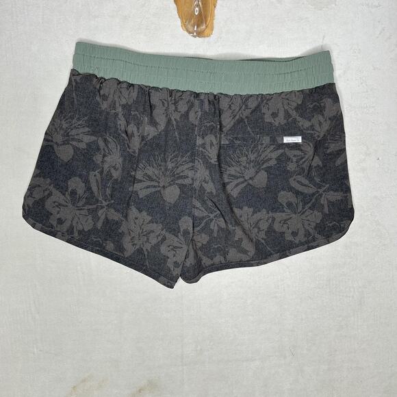 Fish Hippie Womens Shaker Shorts 3'' inseam Mid Rise Size Medium Athletic Swim - Picture 9 of 9